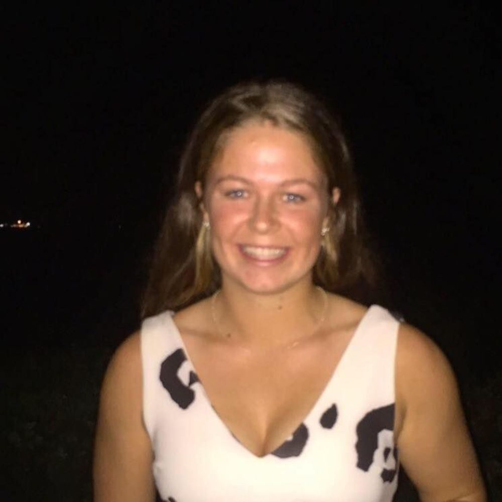 Meet your Posher, Kayla
